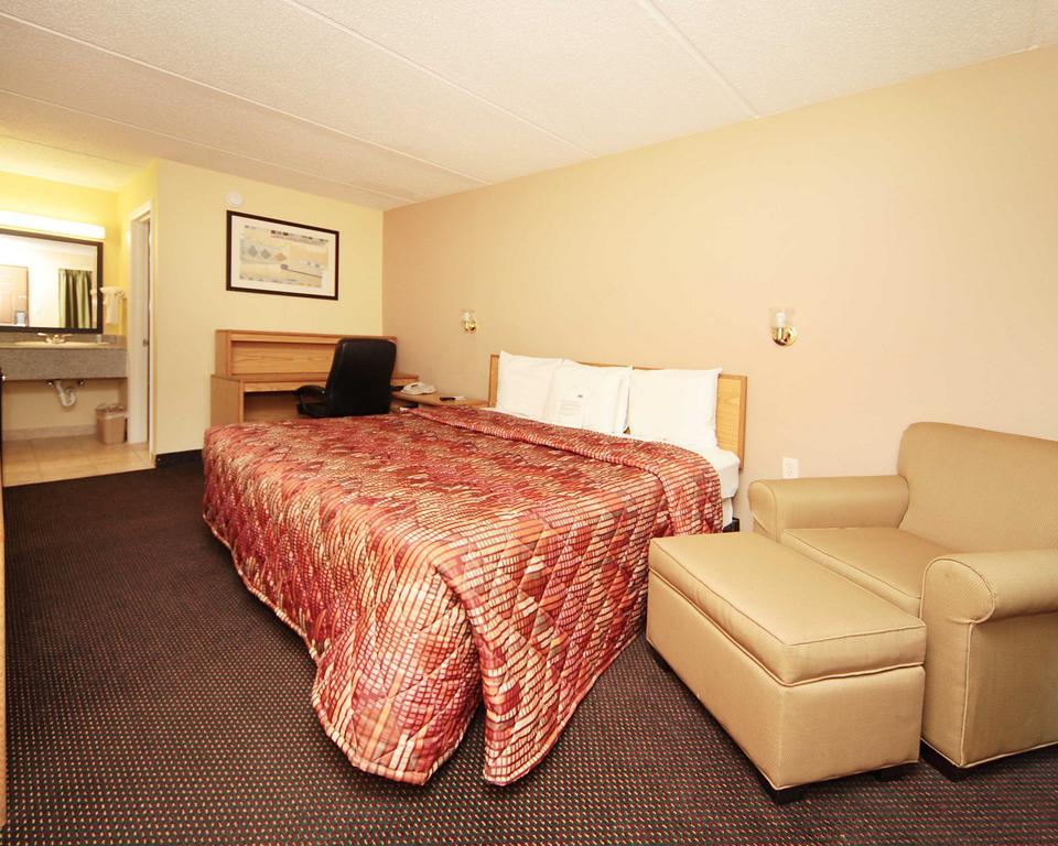 Rodeway Inn Charlotte Downtown Pokoj fotografie